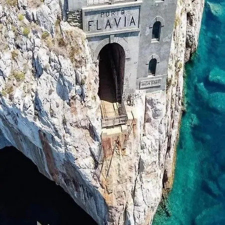 Casa vacanze Bordo Piscina Vista Mare Wi-fi Gratis *