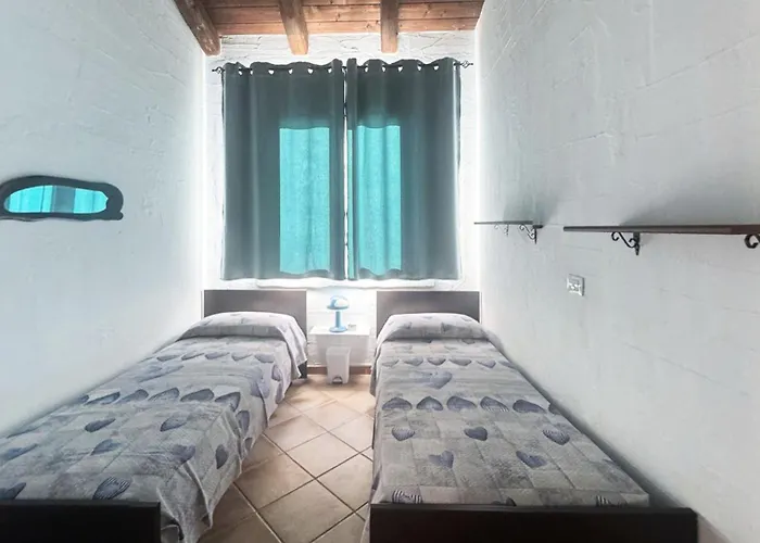 Bordo Piscina Vista Mare Wi-fi Gratis