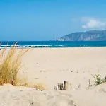 Holiday home Bordo Piscina Vista Mare Wi-fi Gratis Nebida