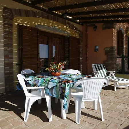 펜션 Bordo Piscina Vista Mare Wi-fi Gratis *