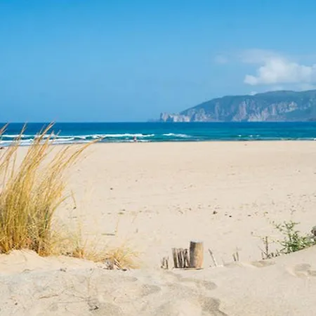 Holiday home Bordo Piscina Vista Mare Wi-fi Gratis Nebida