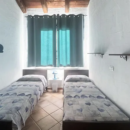 Bordo Piscina Vista Mare Wi-fi Gratis