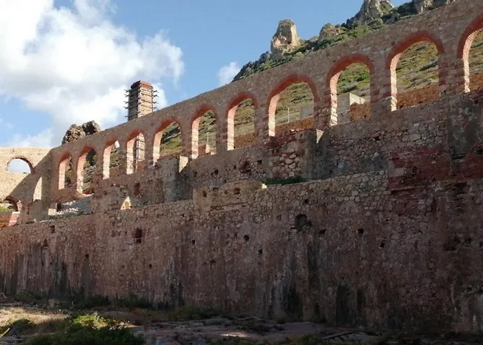 Bordo Piscina Vista Mare Wi-fi Gratis