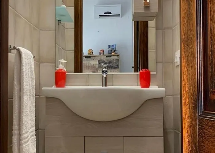 Bordo Piscina Vista Mare Wi-fi Gratis